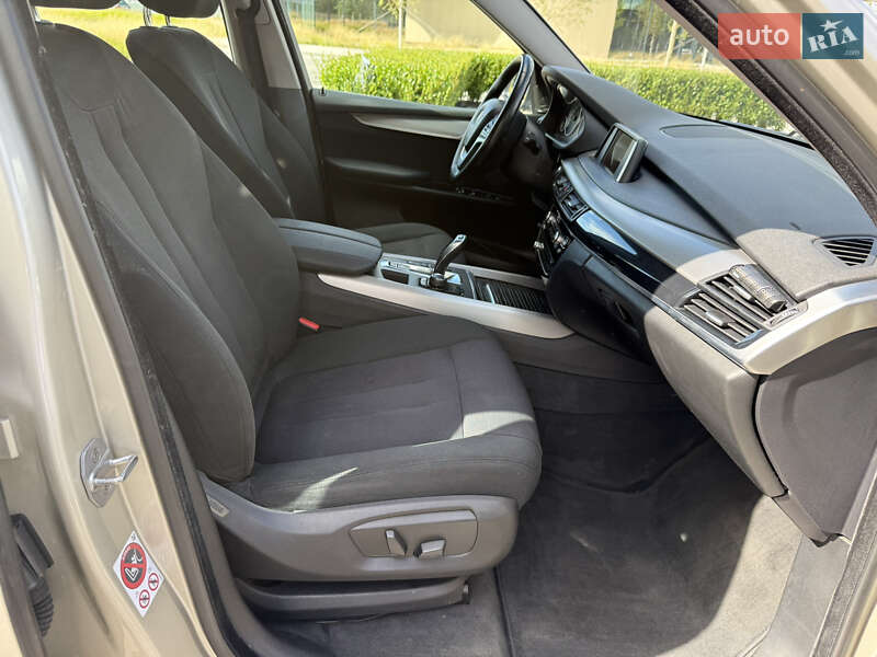 Позашляховик / Кросовер BMW X5 2016 в Ірпені