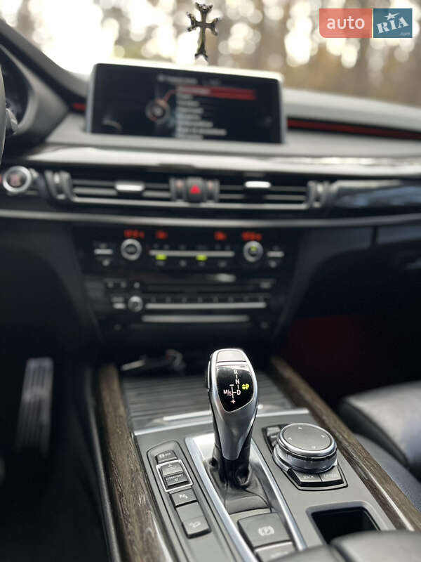 Внедорожник / Кроссовер BMW X5 2015 в Киеве