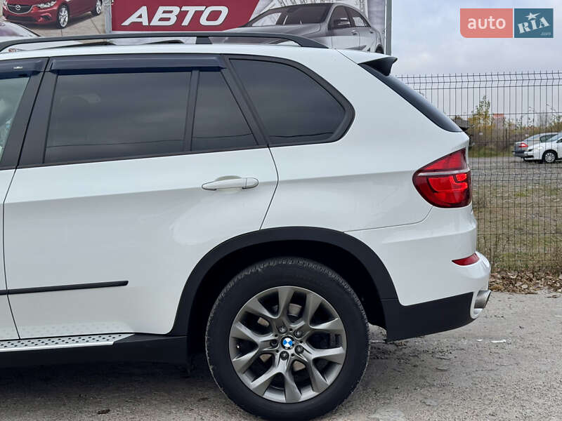 Внедорожник / Кроссовер BMW X5 2013 в Киеве
