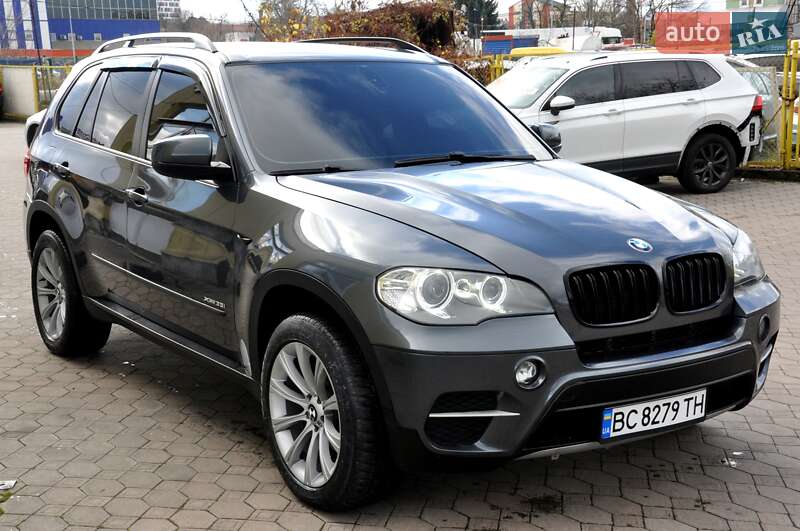 Внедорожник / Кроссовер BMW X5 2013 в Львове