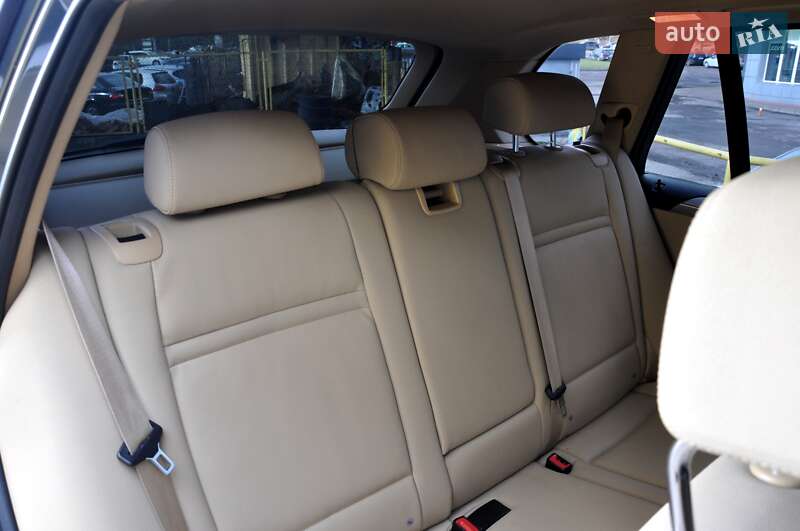 Внедорожник / Кроссовер BMW X5 2013 в Львове