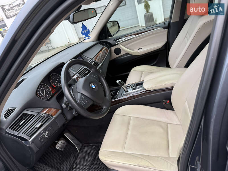 Внедорожник / Кроссовер BMW X5 2011 в Виннице