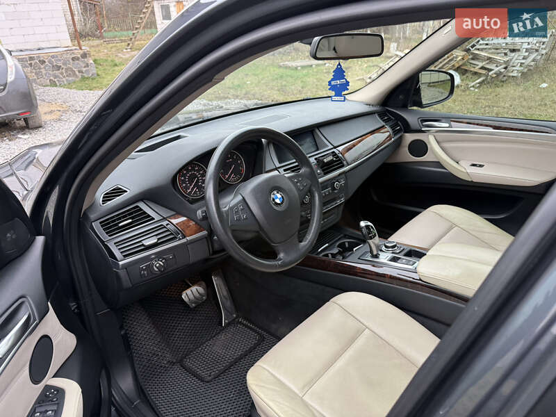 Внедорожник / Кроссовер BMW X5 2011 в Виннице