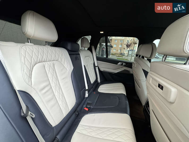 Позашляховик / Кросовер BMW X5 2020 в Івано-Франківську