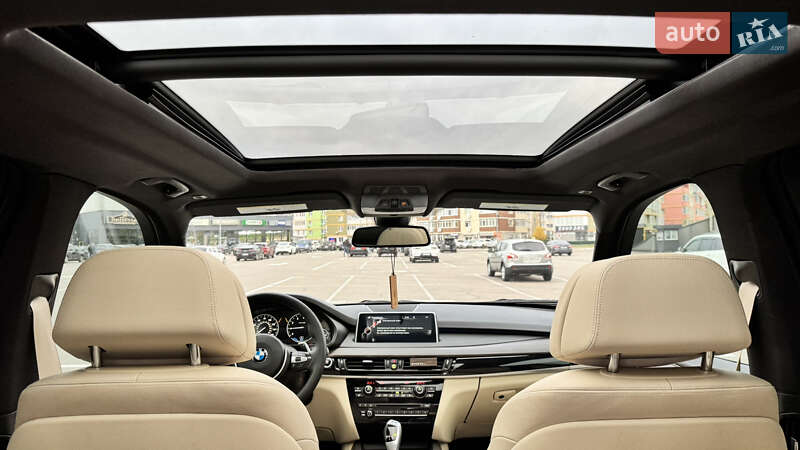 Внедорожник / Кроссовер BMW X5 2016 в Киеве