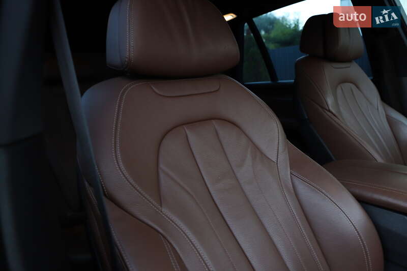 Внедорожник / Кроссовер BMW X5 2018 в Дрогобыче