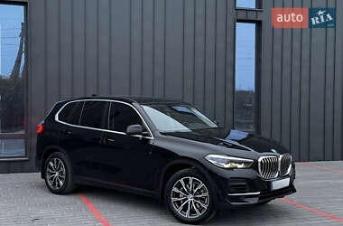 Внедорожник / Кроссовер BMW X5 2022 в Одессе