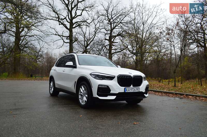 Внедорожник / Кроссовер BMW X5 2020 в Киеве