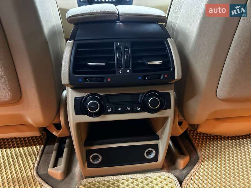Позашляховик / Кросовер BMW X5 2013 в Чернівцях фото 13 Позашляховик / Кросовер BMW X5 2013 в Чернівцях
