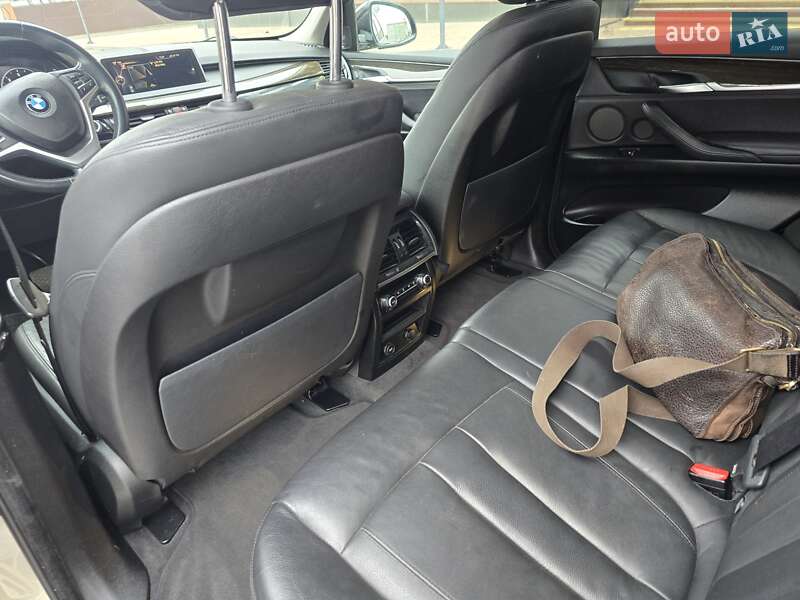 Позашляховик / Кросовер BMW X5 2015 в Вінниці