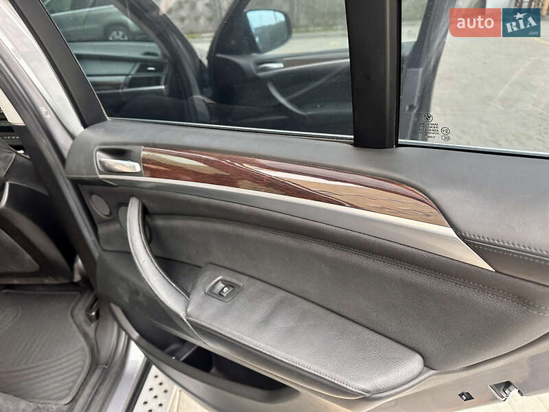 Внедорожник / Кроссовер BMW X5 2009 в Одессе