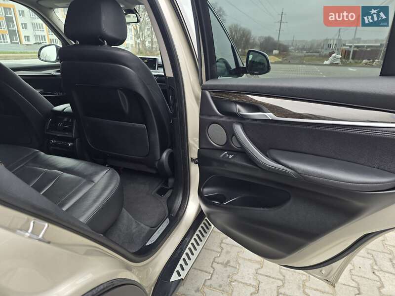 Позашляховик / Кросовер BMW X5 2015 в Вінниці