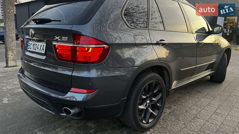 Внедорожник / Кроссовер BMW X5 2012 в Львове