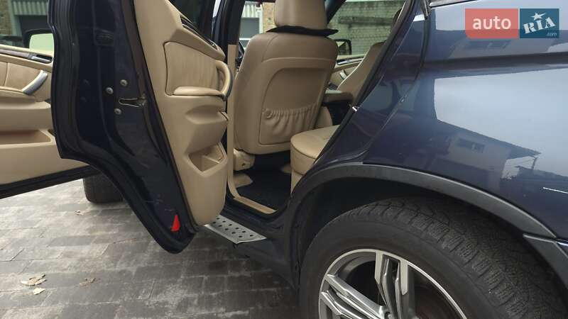 Внедорожник / Кроссовер BMW X5 2005 в Днепре