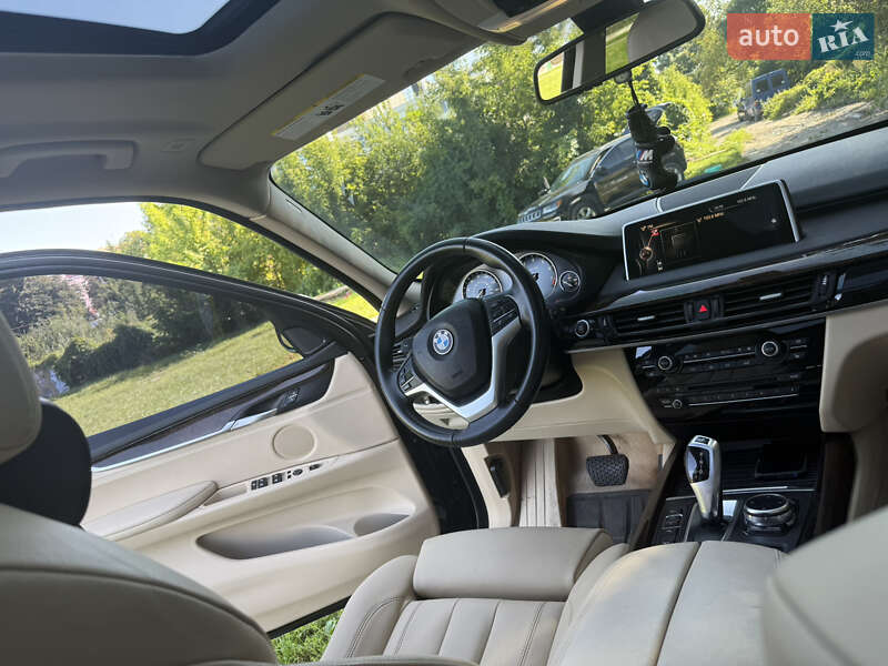 Внедорожник / Кроссовер BMW X5 2013 в Хмельницком