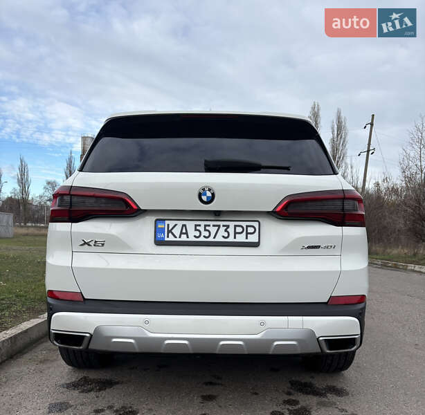 Внедорожник / Кроссовер BMW X5 2019 в Киеве