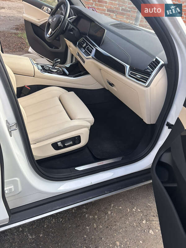 Внедорожник / Кроссовер BMW X5 2019 в Киеве