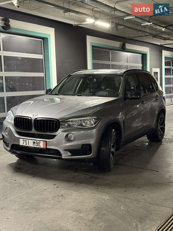 Внедорожник / Кроссовер BMW X5 2014 в Харькове