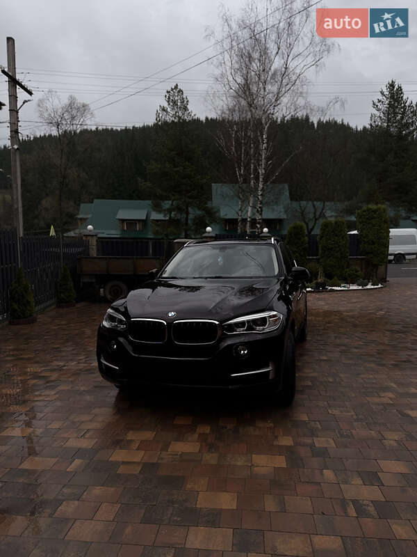 Внедорожник / Кроссовер BMW X5 2015 в Яблунице