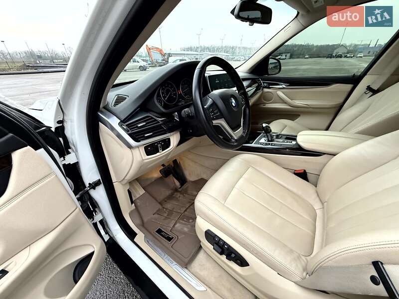 Внедорожник / Кроссовер BMW X5 2014 в Киеве