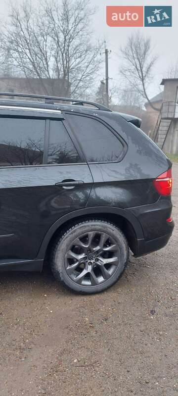 Внедорожник / Кроссовер BMW X5 2012 в Снятине