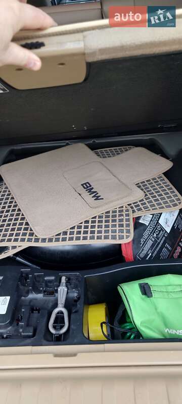 Внедорожник / Кроссовер BMW X5 2012 в Снятине