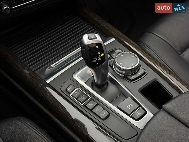 Внедорожник / Кроссовер BMW X5 2015 в Кривом Роге