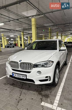 Позашляховик / Кросовер BMW X5 2015 в Києві