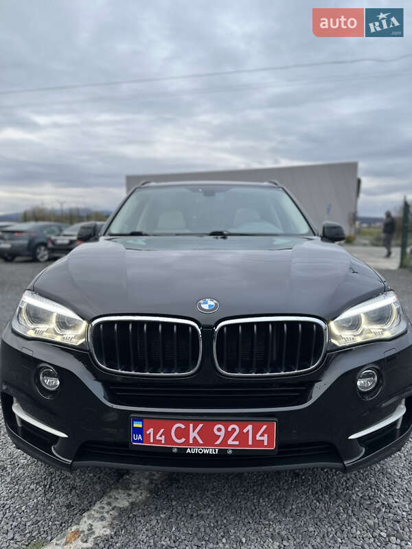 Внедорожник / Кроссовер BMW X5 2016 в Ужгороде