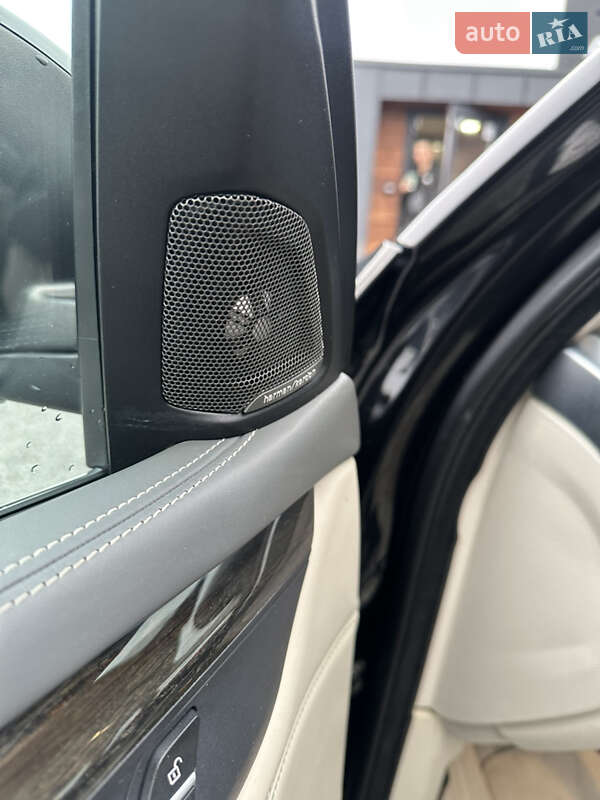 Внедорожник / Кроссовер BMW X5 2016 в Ужгороде