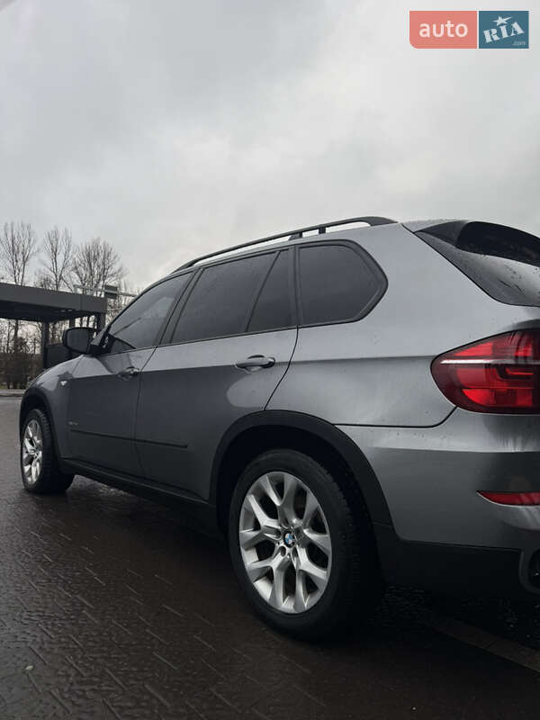 Внедорожник / Кроссовер BMW X5 2011 в Ивано-Франковске