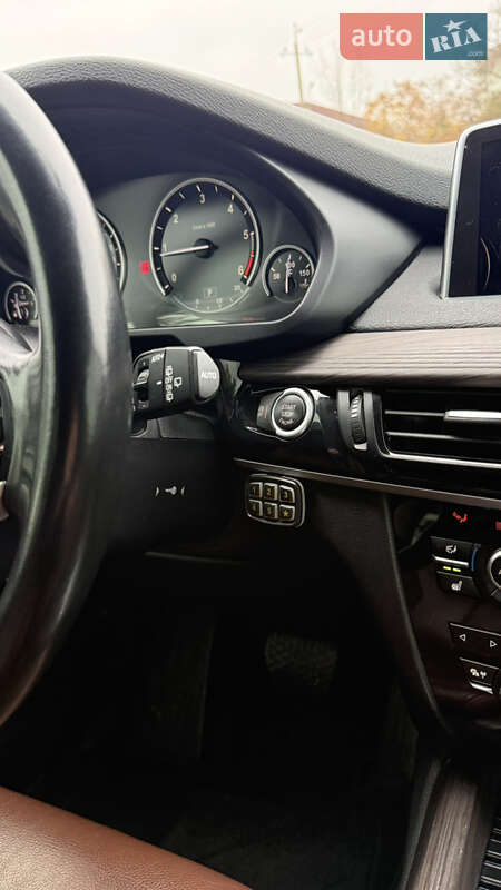 Внедорожник / Кроссовер BMW X5 2016 в Николаеве