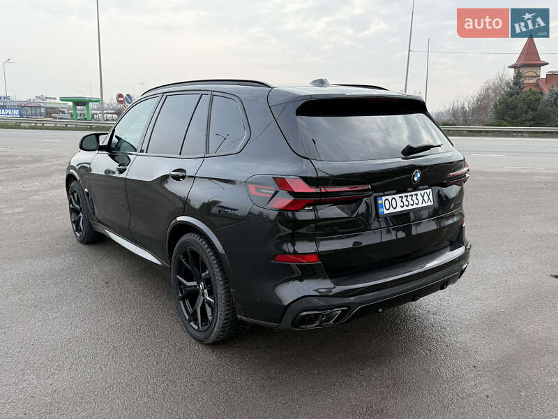 Внедорожник / Кроссовер BMW X5 2024 в Киеве