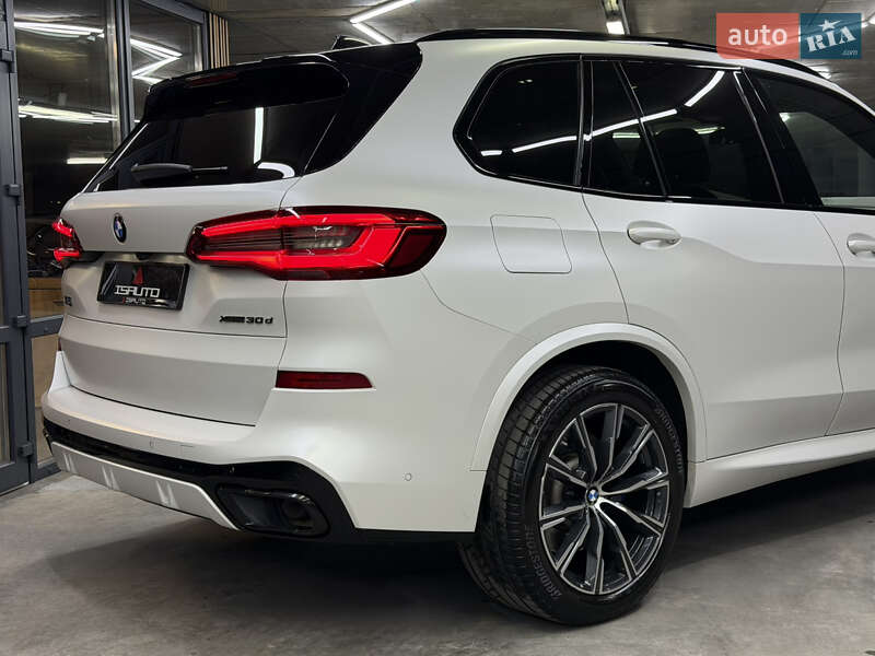 Внедорожник / Кроссовер BMW X5 2019 в Одессе