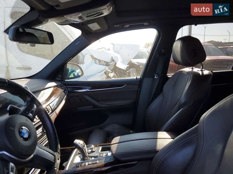 Внедорожник / Кроссовер BMW X5 2014 в Коростене