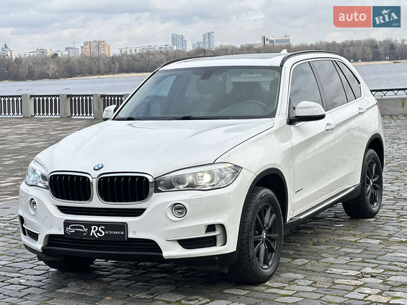 Внедорожник / Кроссовер BMW X5 2015 в Киеве