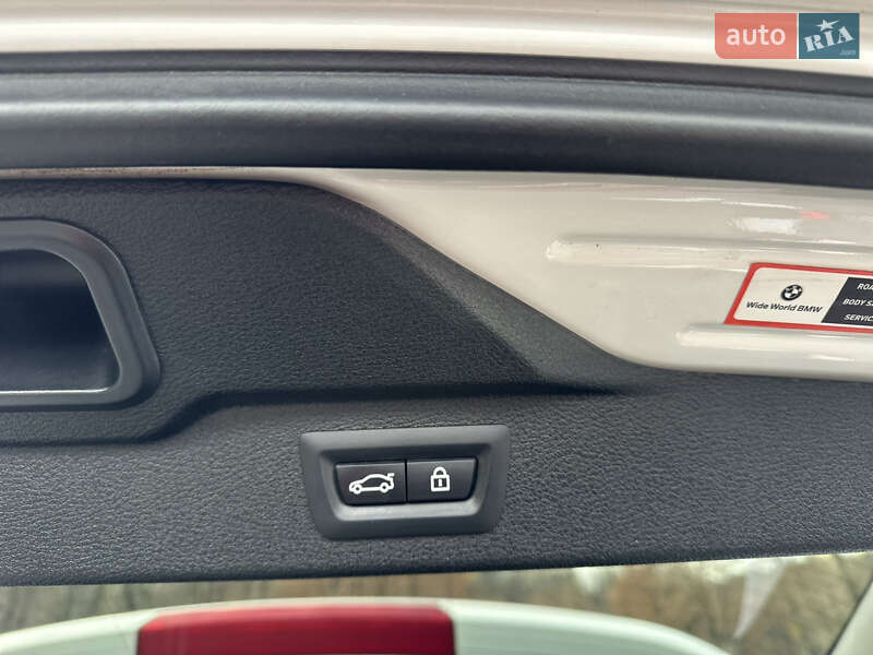 Внедорожник / Кроссовер BMW X5 2015 в Киеве