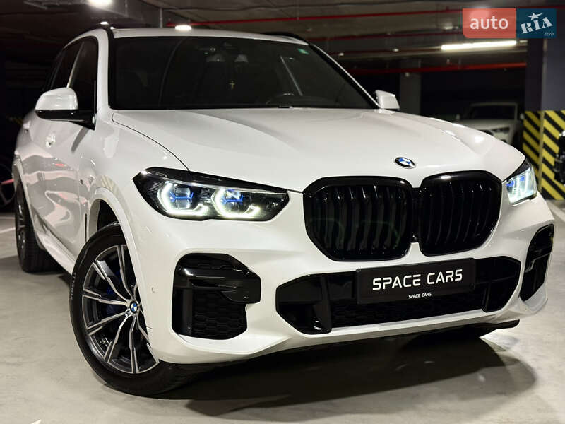 Внедорожник / Кроссовер BMW X5 2021 в Киеве