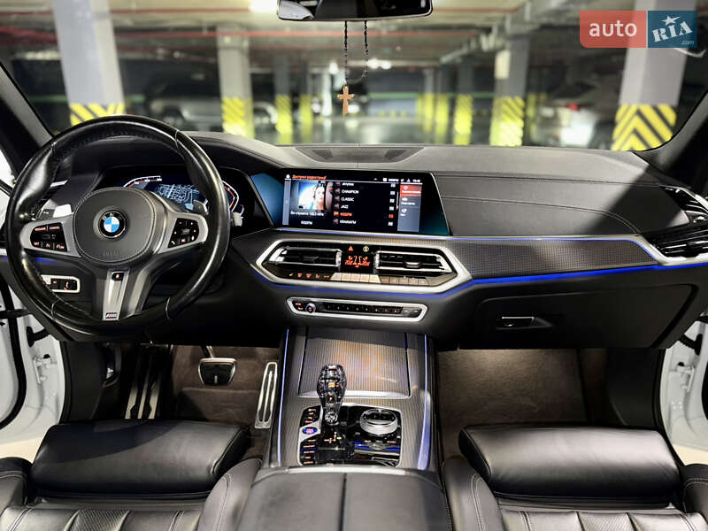 Внедорожник / Кроссовер BMW X5 2021 в Киеве