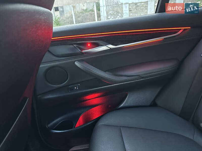 Внедорожник / Кроссовер BMW X5 2017 в Никополе