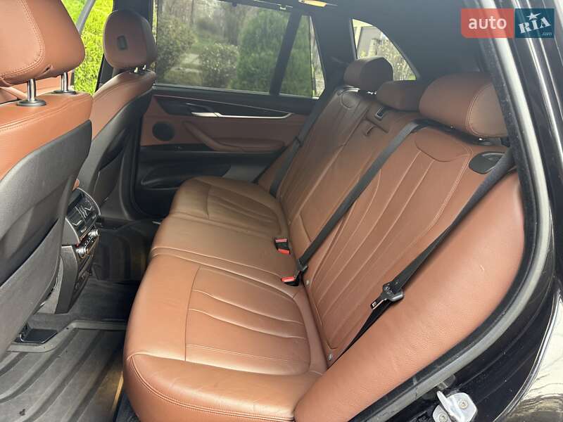 Внедорожник / Кроссовер BMW X5 2016 в Киеве