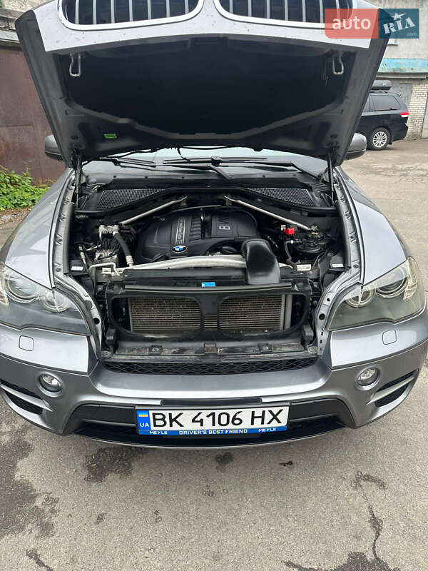 Внедорожник / Кроссовер BMW X5 2010 в Одессе фото 4 Внедорожник / Кроссовер BMW X5 2010 в Одессе