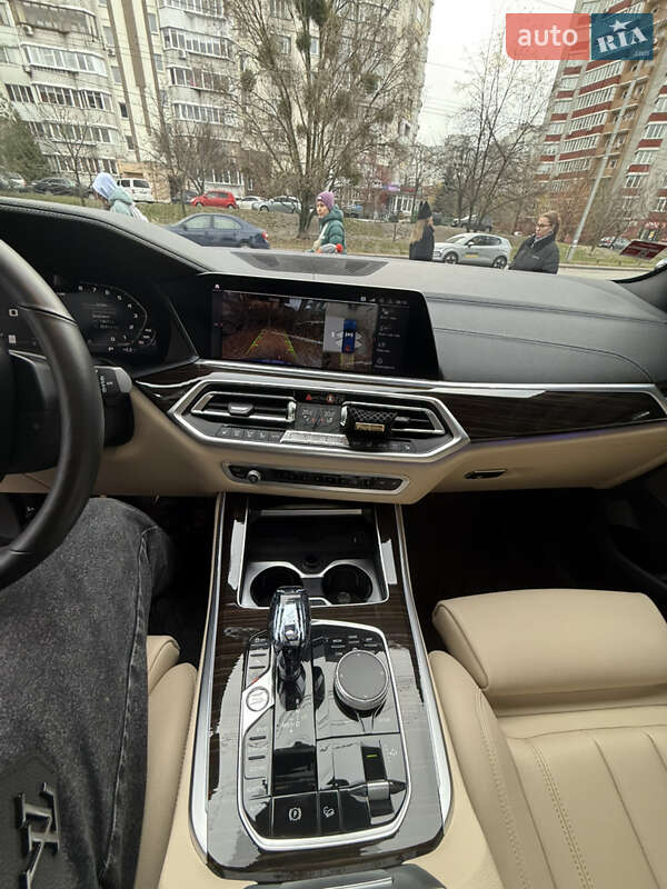 Внедорожник / Кроссовер BMW X5 2020 в Киеве