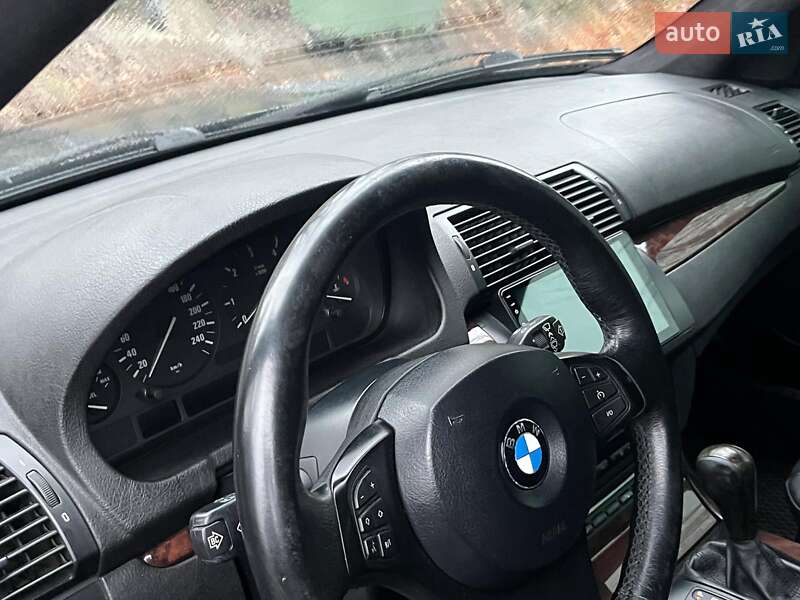 Внедорожник / Кроссовер BMW X5 2006 в Киеве