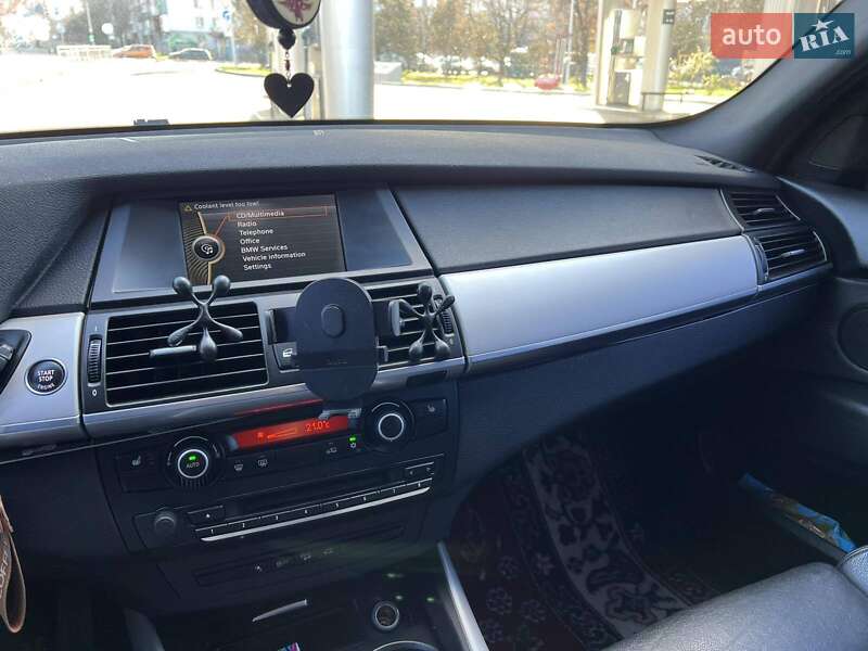Внедорожник / Кроссовер BMW X5 2011 в Николаеве