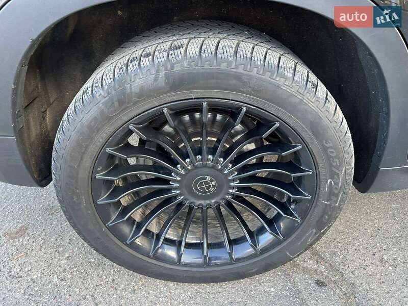 Внедорожник / Кроссовер BMW X5 2011 в Николаеве