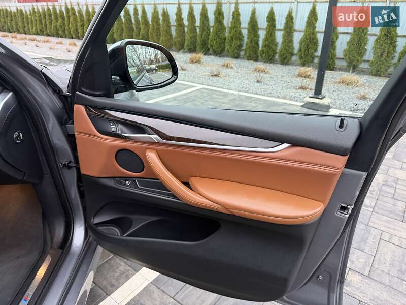 Внедорожник / Кроссовер BMW X5 2014 в Луцке