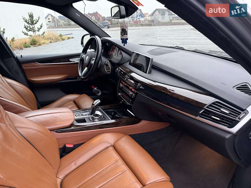 Внедорожник / Кроссовер BMW X5 2014 в Луцке