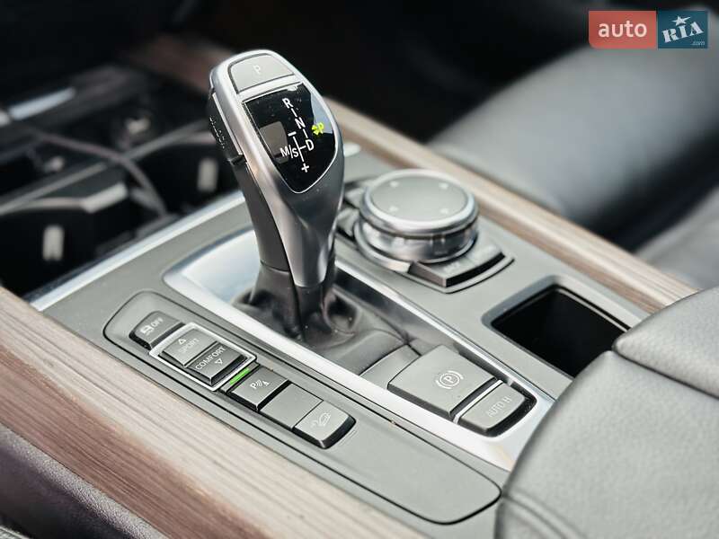 Позашляховик / Кросовер BMW X5 2016 в Одесі
