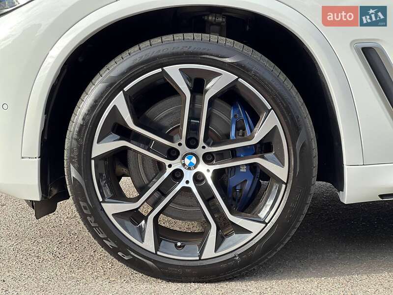 Внедорожник / Кроссовер BMW X5 2019 в Одессе